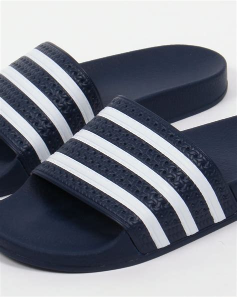 adilette slides adidas.